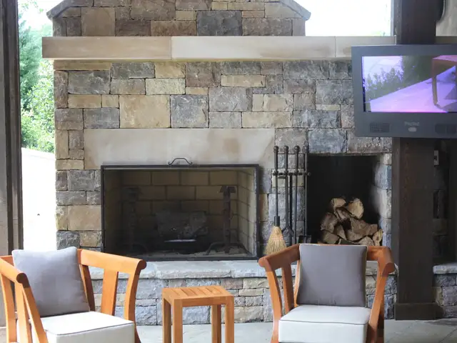 Fire feature built by Waterscapes Backyard Resorts in Middle Tennessee