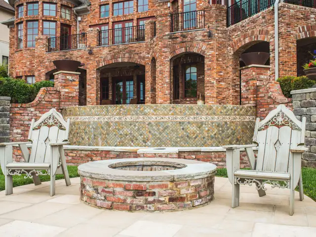Fire feature built by Waterscapes Backyard Resorts in Middle Tennessee