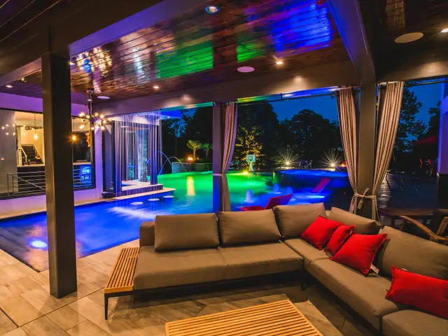 Free-form gunite pool built by Waterscapes Backyard Resorts in Middle Tennessee
