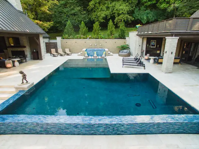 Infinity-edge pool built by Waterscapes Backyard Resorts in Middle Tennessee