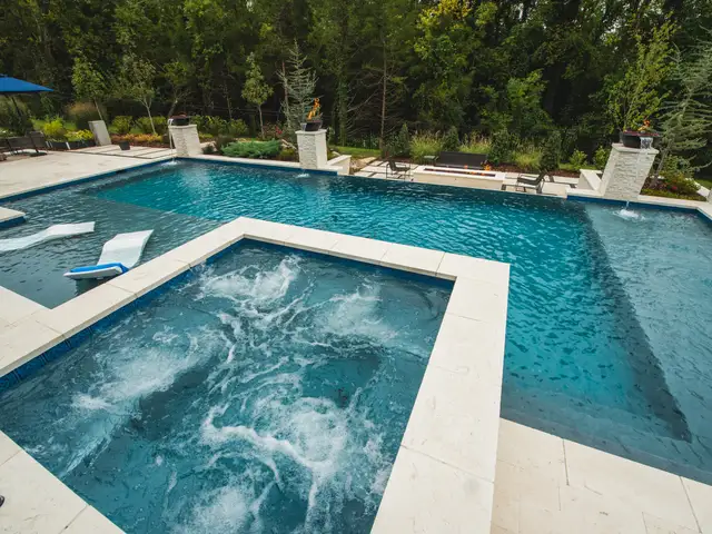 Infinity-edge pool built by Waterscapes Backyard Resorts in Middle Tennessee