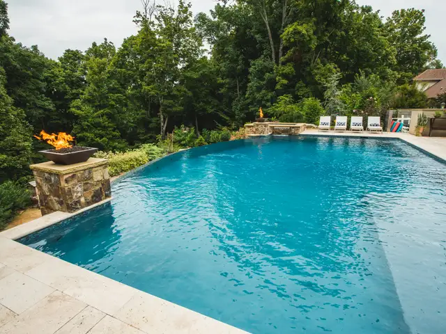 Infinity-edge pool built by Waterscapes Backyard Resorts in Middle Tennessee