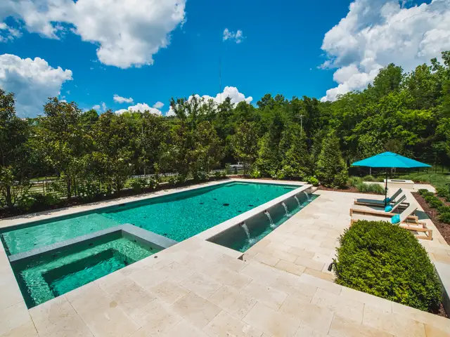 Infinity-edge pool built by Waterscapes Backyard Resorts in Middle Tennessee