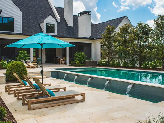Infinity-edge pool built by Waterscapes Backyard Resorts in Middle Tennessee