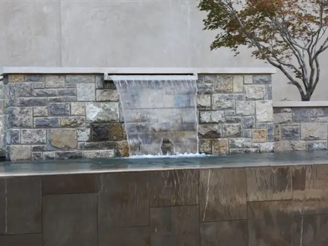 Infinity-edge pool built by Waterscapes Backyard Resorts in Middle Tennessee