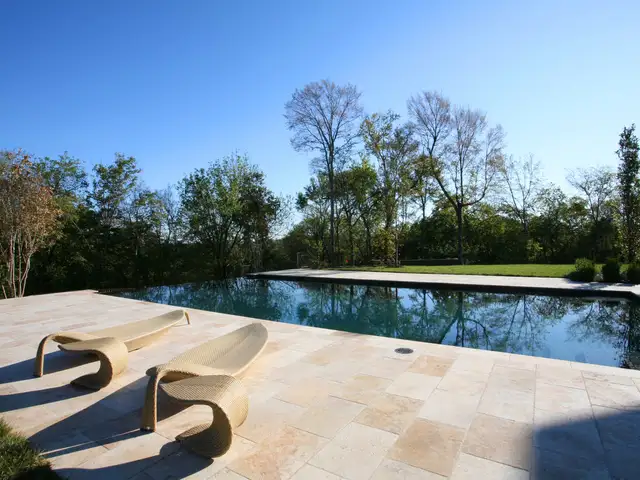 Infinity-edge pool built by Waterscapes Backyard Resorts in Middle Tennessee