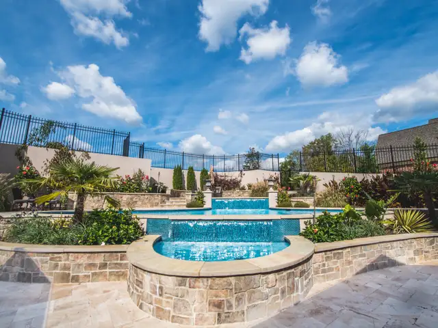 Infinity-edge pool built by Waterscapes Backyard Resorts in Middle Tennessee