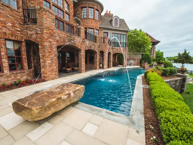 Infinity-edge pool built by Waterscapes Backyard Resorts in Middle Tennessee