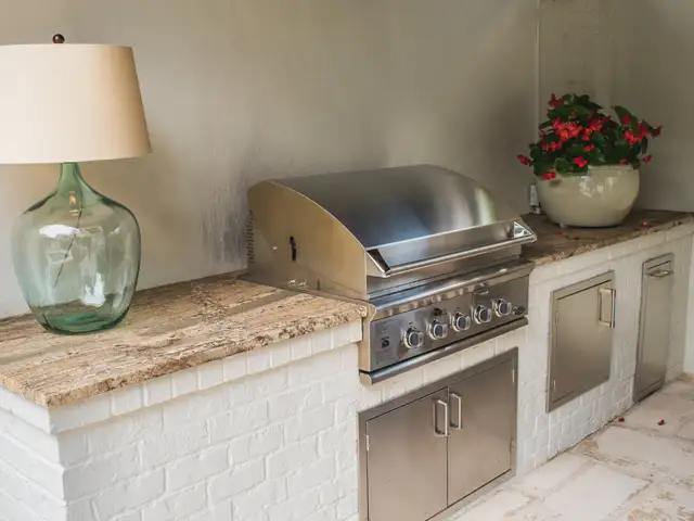 Outdoor kitchen built by Waterscapes Backyard Resorts in Middle Tennessee