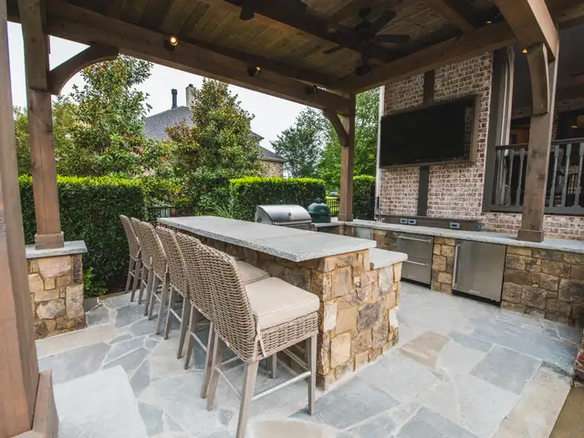 Outdoor kitchen built by Waterscapes Backyard Resorts in Middle Tennessee