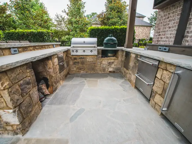 Outdoor kitchen built by Waterscapes Backyard Resorts in Middle Tennessee