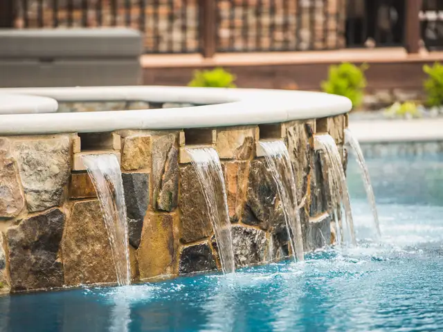 Custom spa built by Waterscapes Backyard Resorts in Middle Tennessee