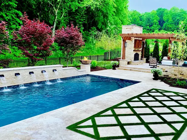 Traditional gunite pool built by Waterscapes Backyard Resorts in Middle Tennessee