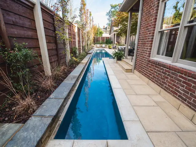 Traditional gunite pool built by Waterscapes Backyard Resorts in Middle Tennessee